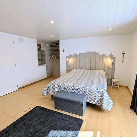 Ferme Renovee, Proche De L'observatoire, 3 Ch, 6 Pers, Balcon - Fr-1-589-642 *